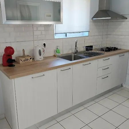 Electra & Pool Lejlighed *