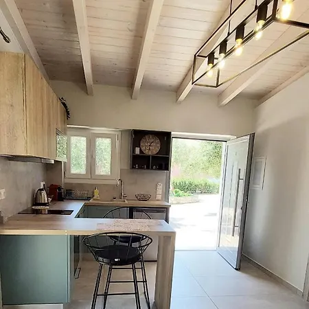 Electra & Pool Lejlighed *