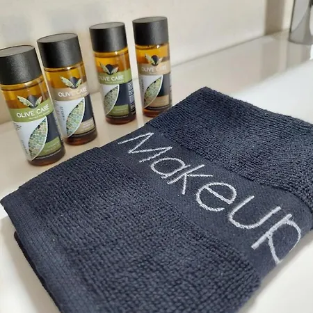 Electra & Pool * Gaios