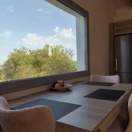 Electra & Pool * Gaios